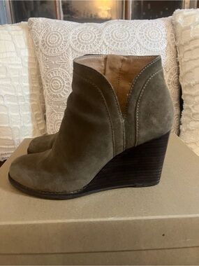 Lucky Brand Women's Olive Suede Wedge Ankle Boot